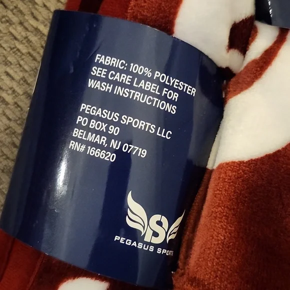 Philadelphia Phillies Super Soft Plush Throw, 60x70, Brand New In Package!